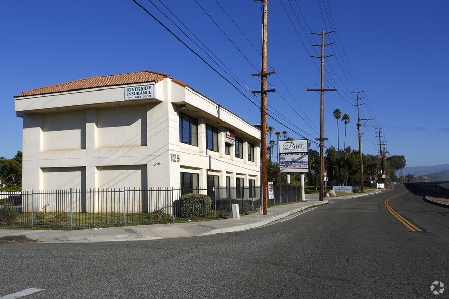 125 W La Cadena Dr, Riverside, CA 92501 Office