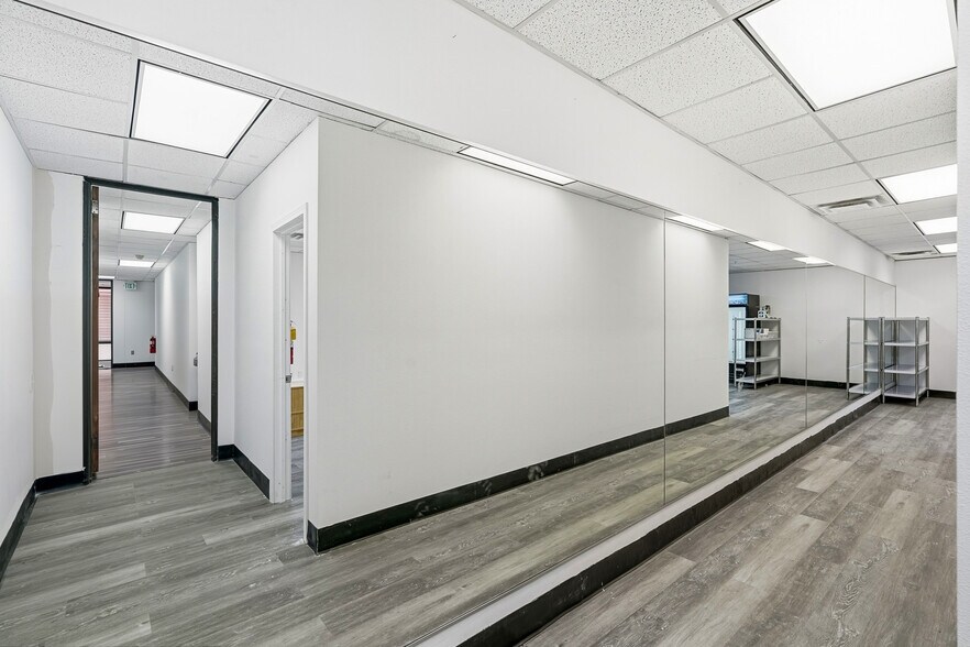 More Photos Of 3121 Amherst NE dr, Albuquerque Office For Sale