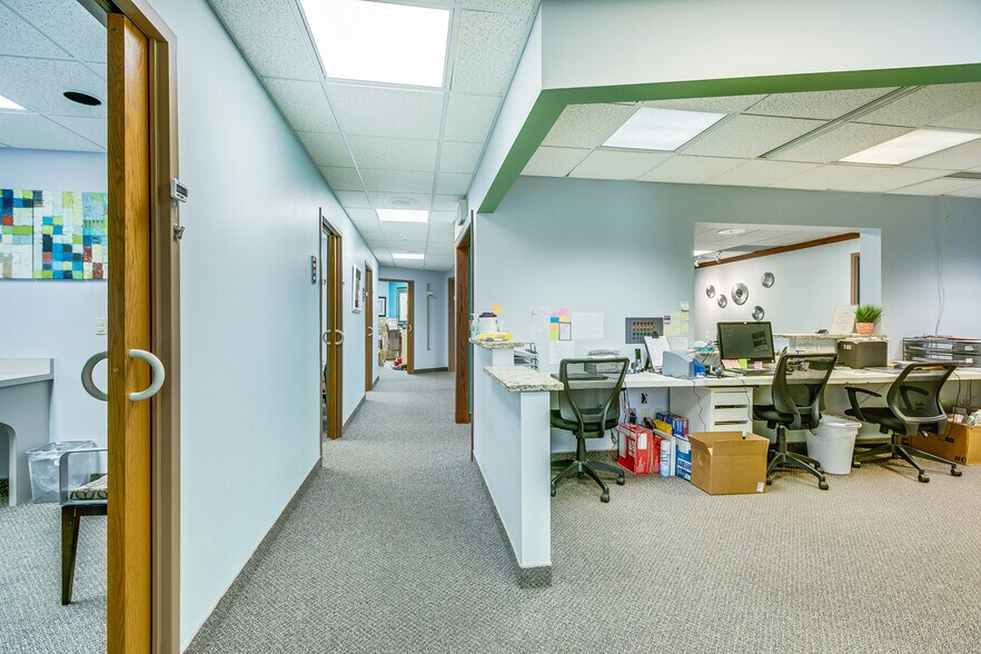 More Photos Of 2480 White Bear Ave N, Maplewood Medical For Sale