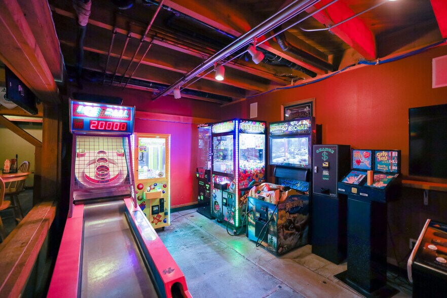 More Photos Of 5110 Tieton Dr, Yakima General Retail For Sale