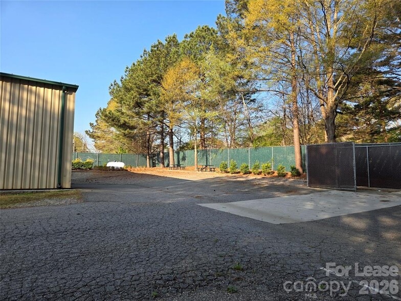 More Photos Of 135 Joshua Ct, Lincolnton Warehouse For Lease