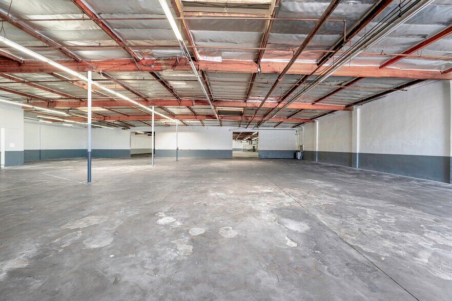 More Photos Of 1421 W 240th St, Harbor City Warehouse For Lease