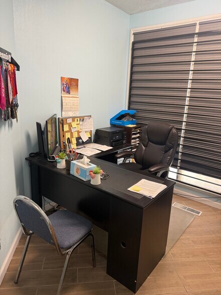 More Photos Of 2051 N Fresno St, Fresno Medical For Sale