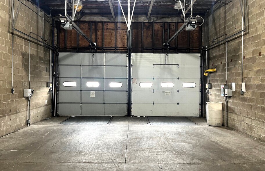 More Photos Of 136 Shelding Dr, Delaware Water Gap Manufacturing For Lease