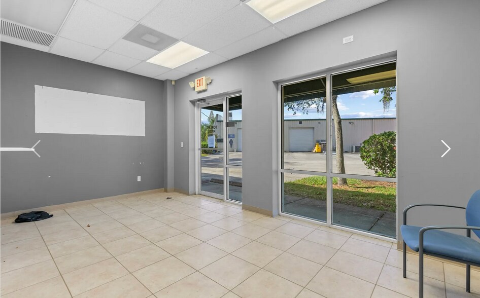 More Photos Of 4200 Dow Rd, Melbourne Unknown For Lease