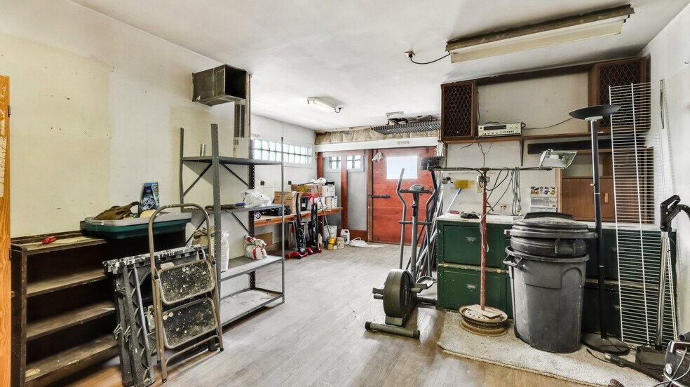 More Photos Of 106 S Harding St, Owen Apartments For Sale