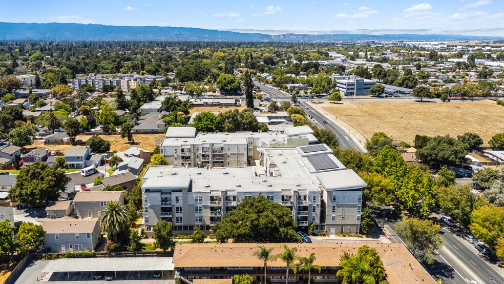 More Photos Of 1730 Bay Rd, Palo Alto Apartments For Sale