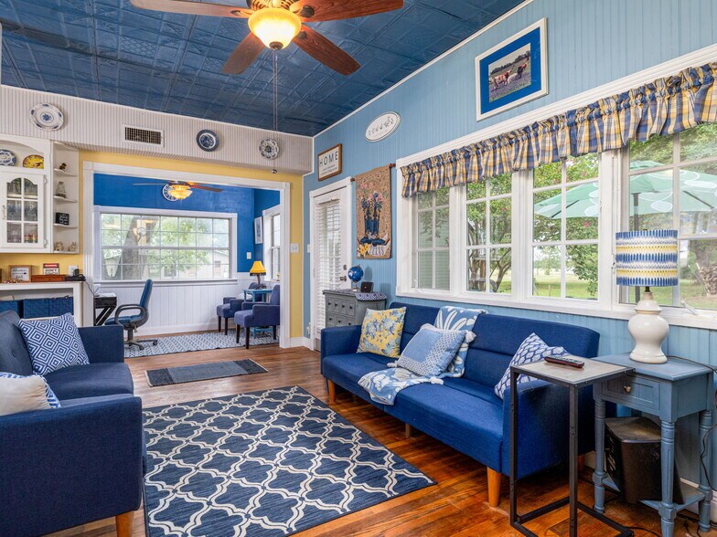 More Photos Of 1065 Pr 7041, Elgin Specialty For Sale