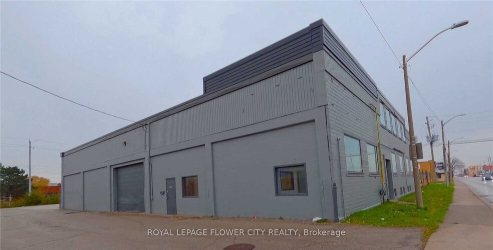 More Photos Of 1877 Walker Rd, Windsor Manufacturing For Lease