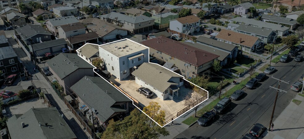 Primary Photo Of 1035-1035 1/2 Orange Ave, Long Beach Apartments For Sale