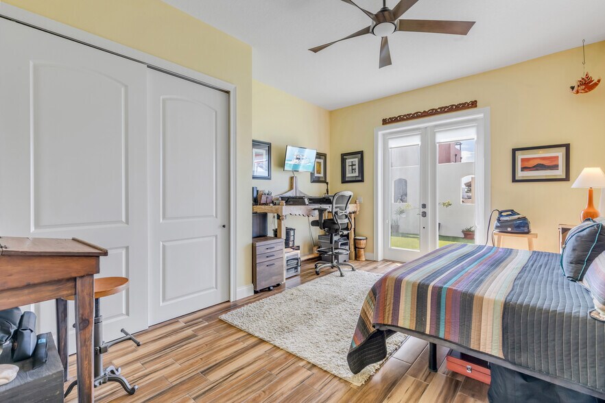 More Photos Of 136 Julia St, New Smyrna Beach Flex For Sale