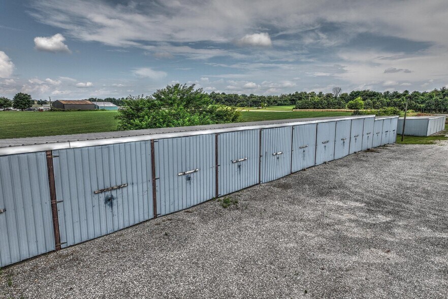 More Photos Of 4067 Highway 90, Bronston Specialty For Sale