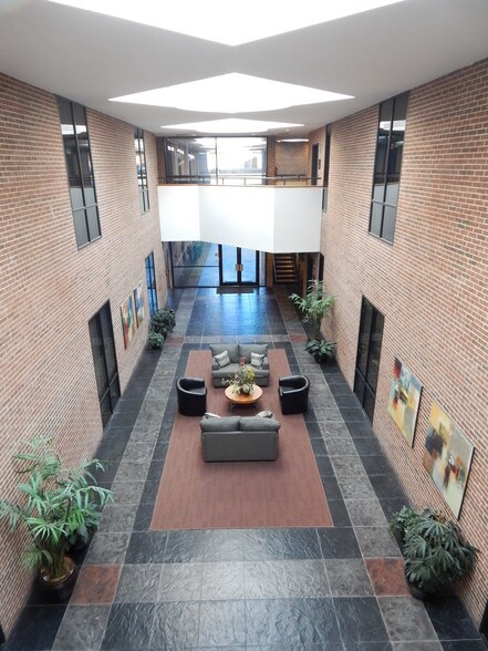 More Photos Of 14140 Midway Rd, Farmers Branch Office For Lease
