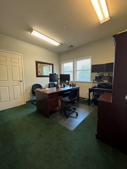More Photos Of 344 Division St, Pleasanton Medical For Lease