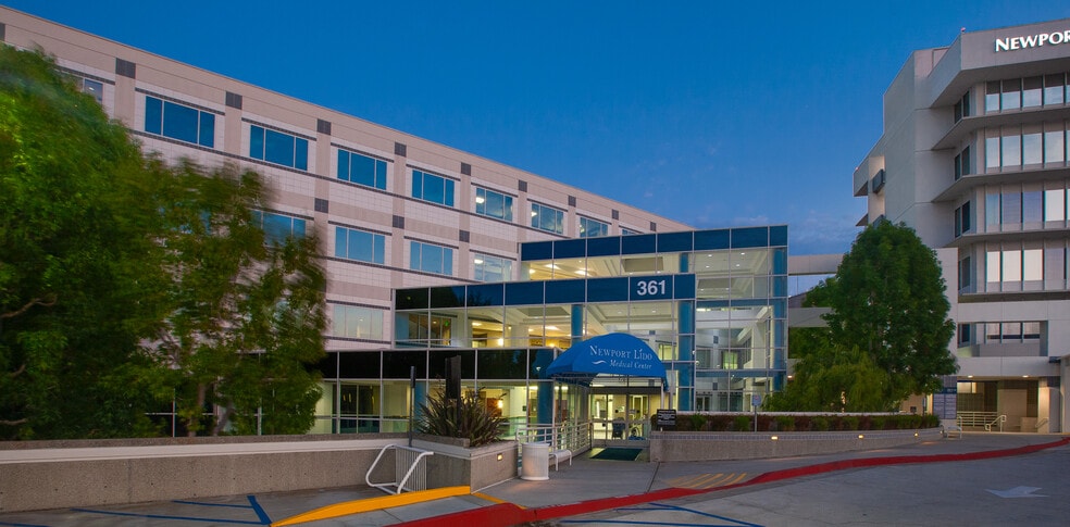 More Photos Of 361 Hospital Rd, Newport Beach Medical For Lease