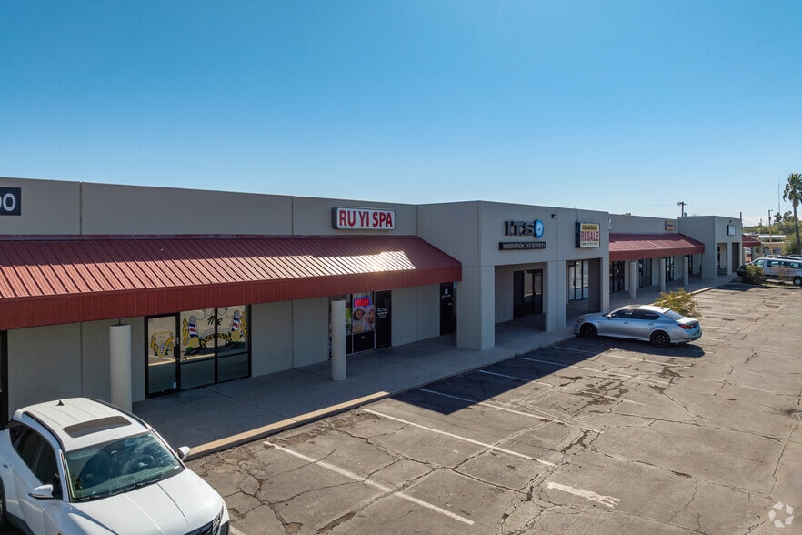 More Photos Of 3100 N Stone Ave, Tucson General Retail For Sale