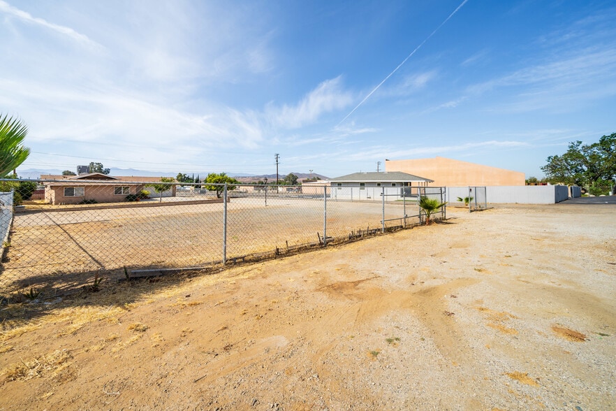 More Photos Of 6331 Pedley Rd, Riverside Contractor Storage Yard For Sale
