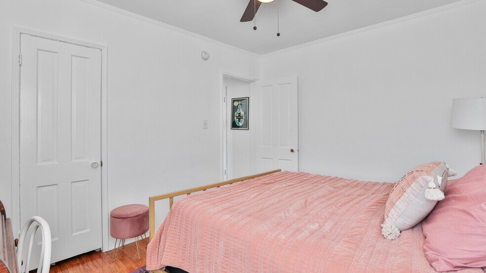 More Photos Of 610 N Spaulding Ave, Los Angeles Apartments For Sale