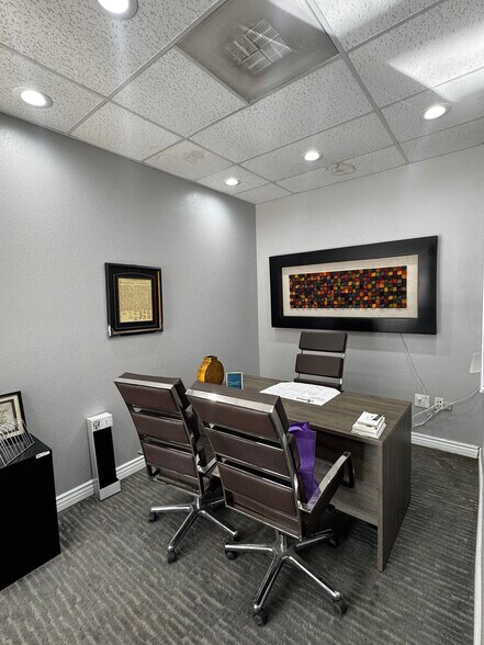 More Photos Of 299 Shadow Mountain Dr, El Paso Medical For Sale