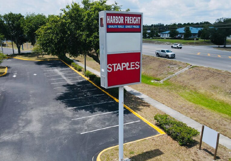 More Photos Of 327-333 State Road 19, Palatka Freestanding For Lease