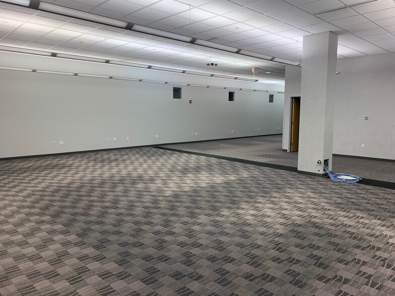 More Photos Of 122 E College Ave, Appleton Office For Sale