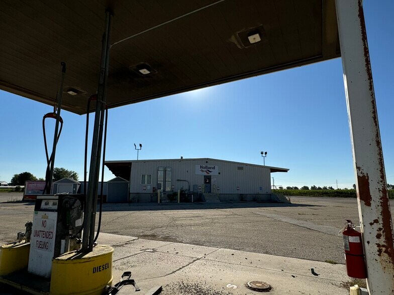 More Photos Of 700 NE Arch St, Atlanta Truck Terminal For Sale