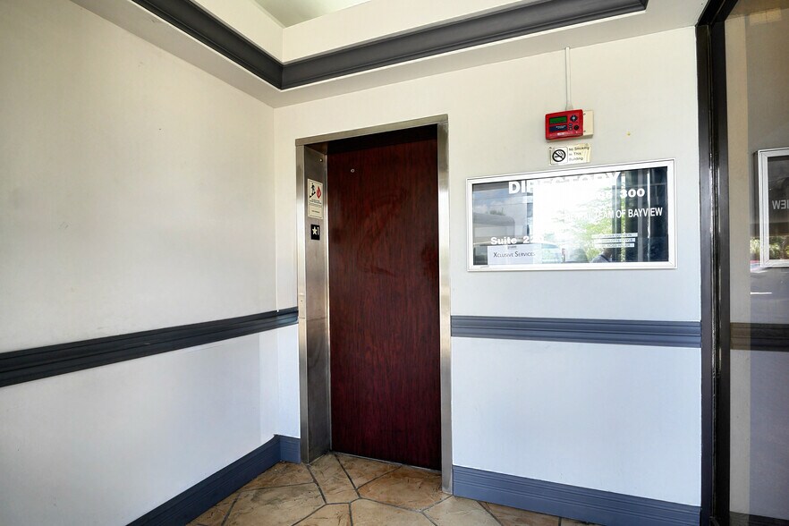 More Photos Of 2826 E Oakland Park Blvd, Fort Lauderdale Office For Lease