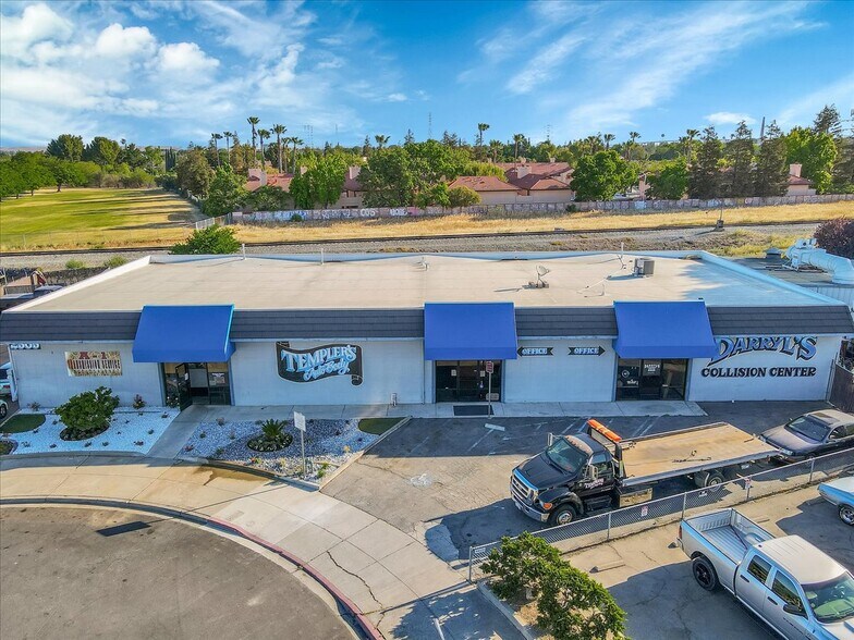 More Photos Of 2505 Devpar Ct, Antioch Auto Repair For Sale