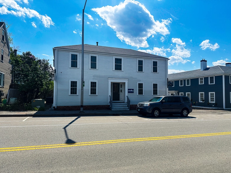 Primary Photo Of 118 Maplewood Ave, Portsmouth Office For Sale