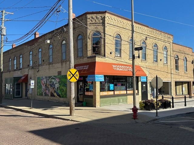 Primary Photo Of 220 N Benton St, Woodstock Storefront Retail Residential For Sale