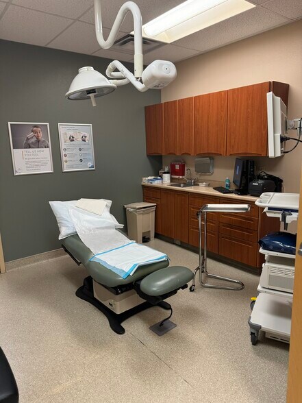 More Photos Of 1425 Vista Ln, Carson City Medical For Sale