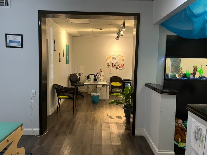 More Photos Of 3652 Chamblee Dunwoody Rd, Chamblee Medical For Lease