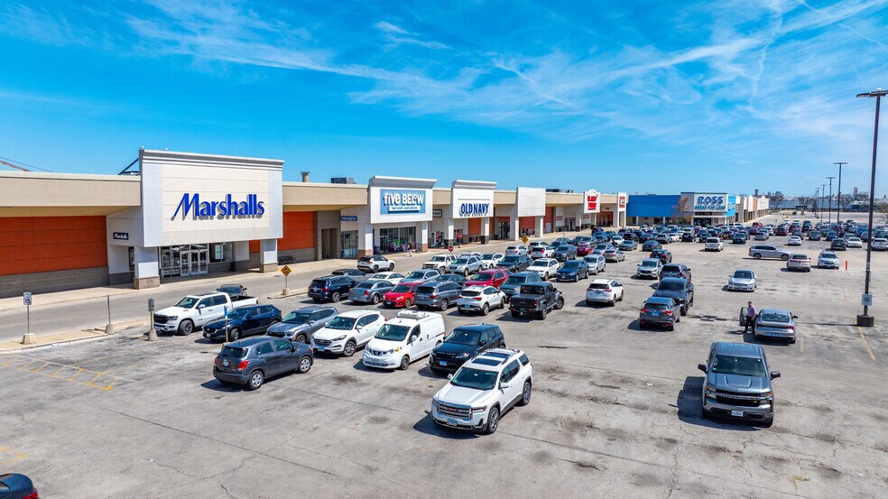 More Photos Of 7455 S Cicero Ave, Chicago Freestanding For Sale