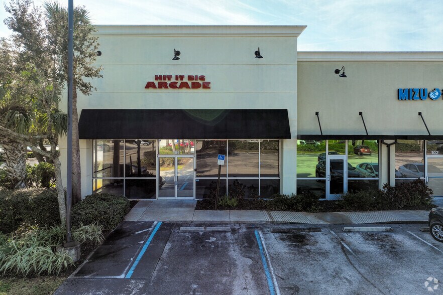 More Photos Of 5445 20th St, Vero Beach Unknown For Lease