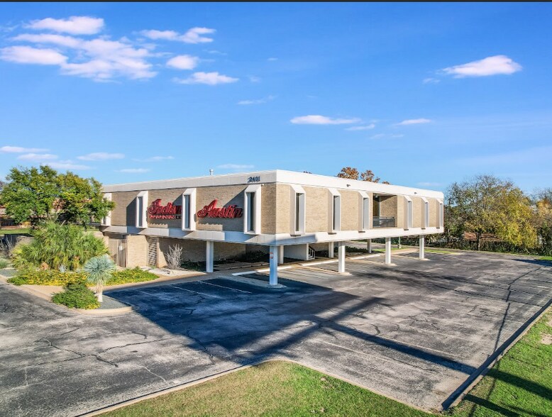 More Photos Of 2401 S Interstate 35 S, Austin Freestanding For Lease