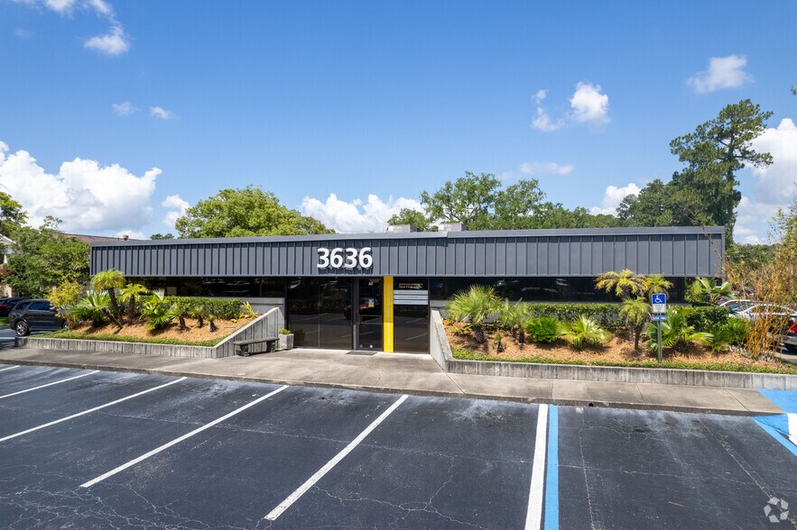 More Photos Of 3636 University Blvd, Jacksonville Medical For Lease