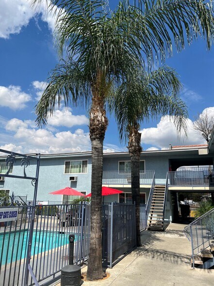 More Photos Of 1525 E Lynwood Dr, San Bernardino Apartments For Sale