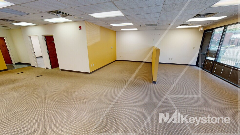 More Photos Of 975 Berkshire Blvd, Wyomissing Medical For Lease