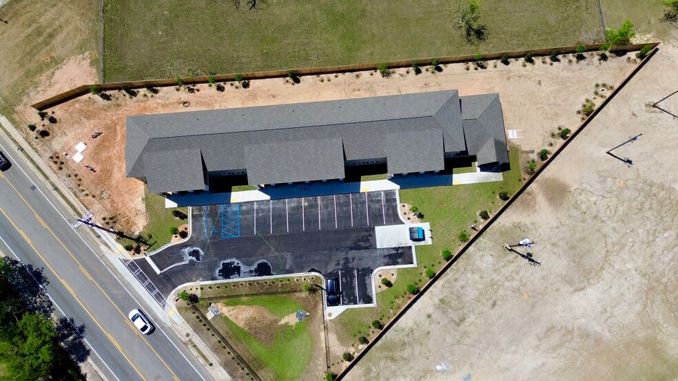 More Photos Of 1604 Lankford Dr, Valdosta Apartments For Sale