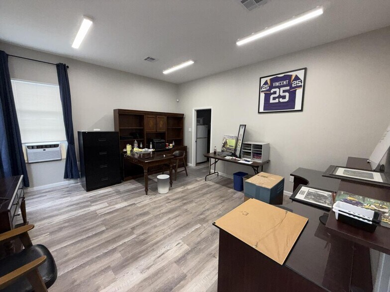 More Photos Of 4953 Big Lake, Lake Charles Office For Sale