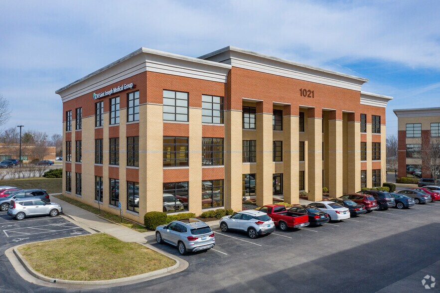 Primary Photo Of 1021 Majestic Dr, Lexington Medical For Sale