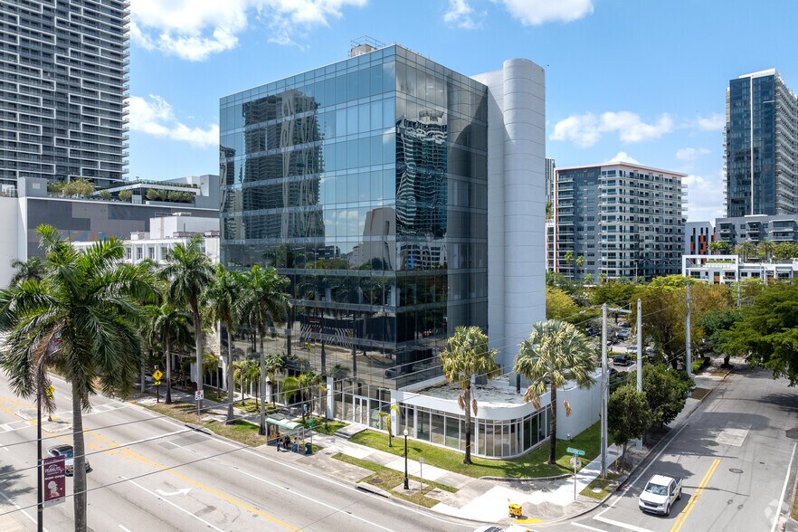 Primary Photo Of 3050 Biscayne Blvd, Miami Office For Lease