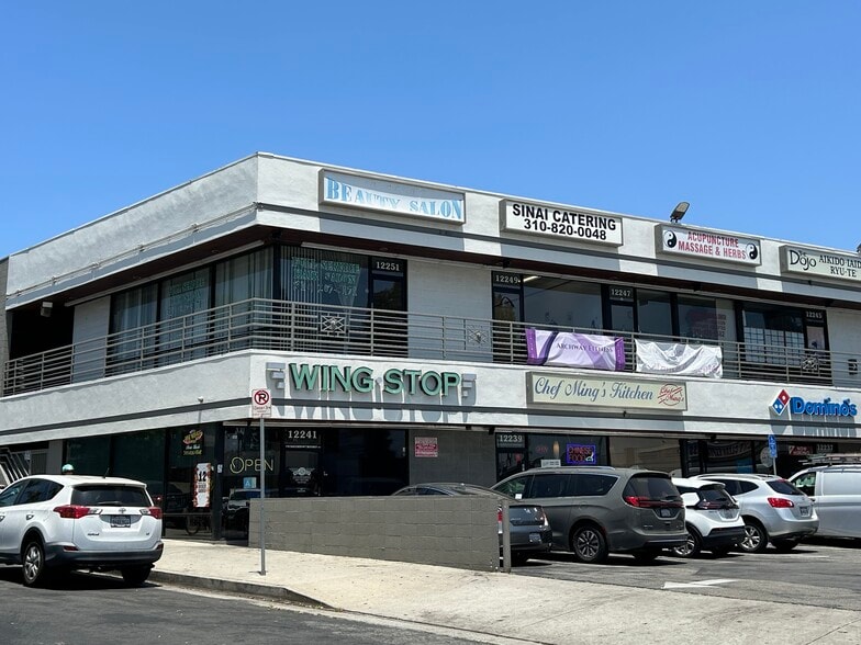 More Photos Of 12225-12251 Santa Monica Blvd, Los Angeles Storefront Retail Office For Lease
