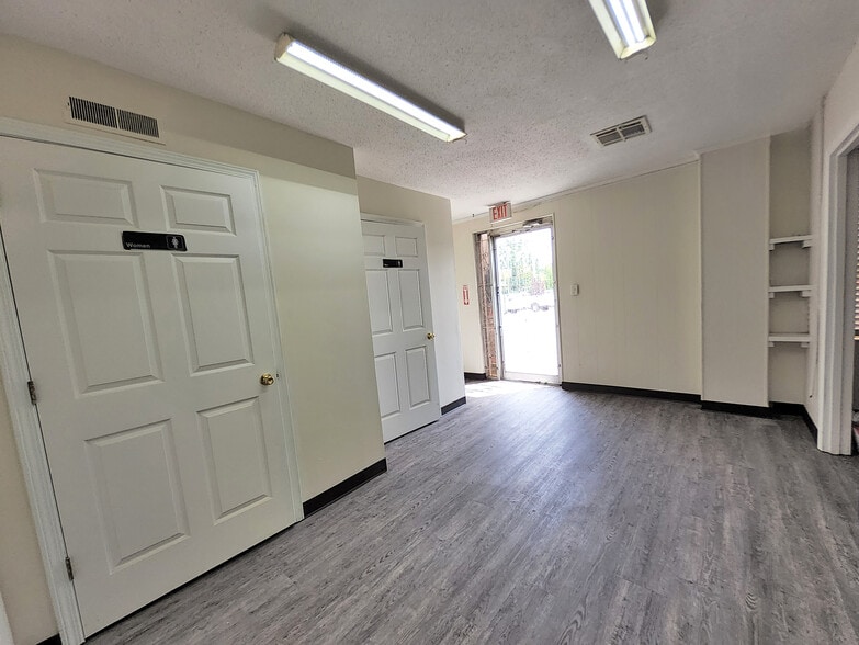 More Photos Of 1823 Gregg St, Columbia Loft Creative Space For Lease