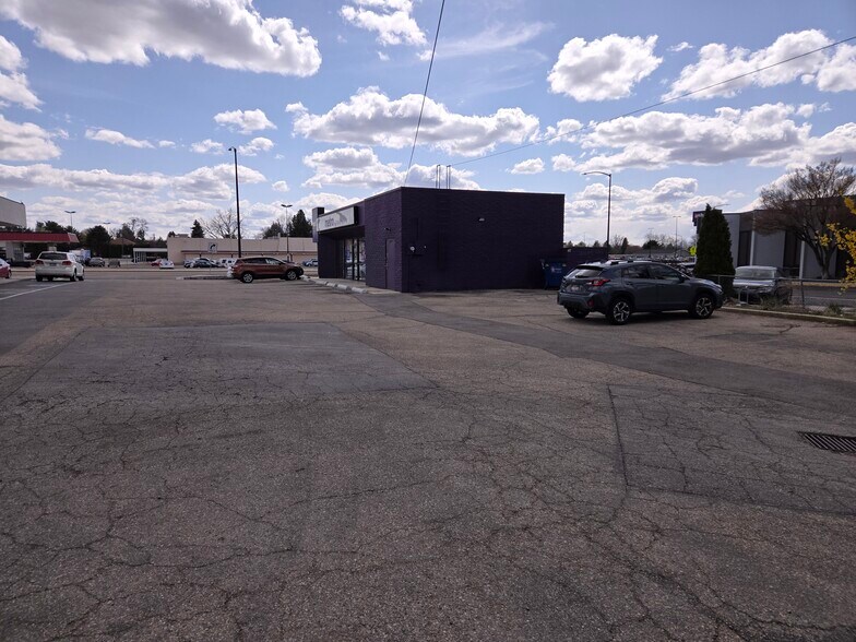 More Photos Of 7180 W Fairview Ave, Boise Fast Food For Sale