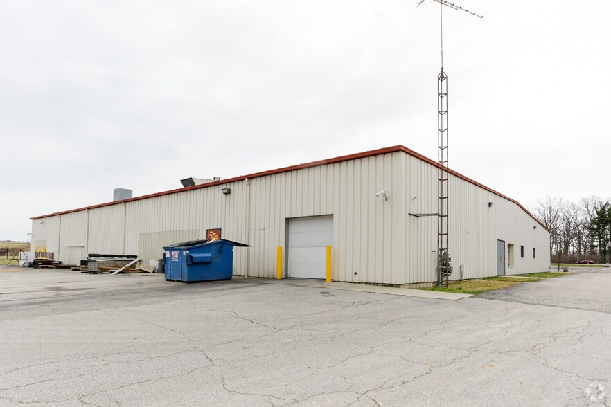 More Photos Of 1011 Fremont Ave, Sandusky Freestanding For Sale