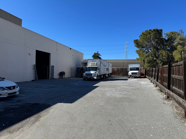 More Photos Of 350 Hatch Dr, Foster City Warehouse For Sale