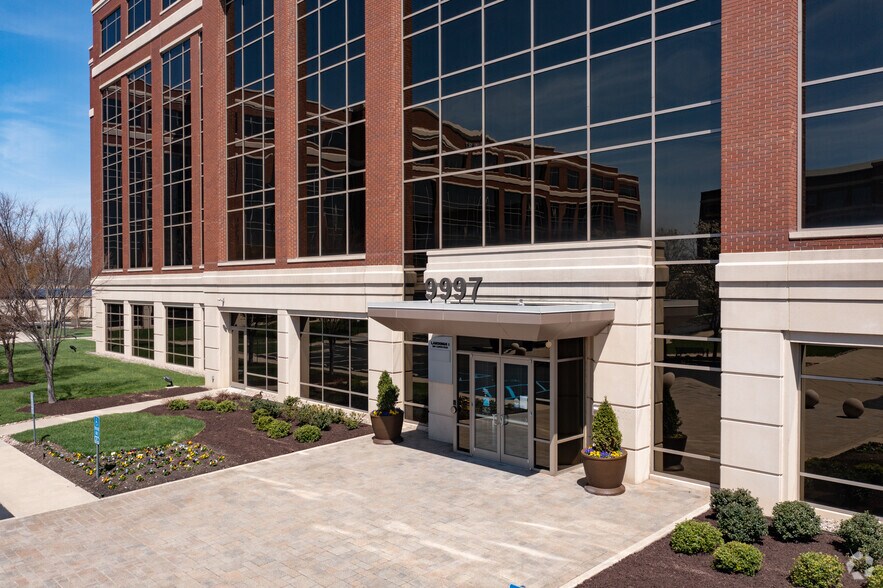 More Photos Of 9987 Carver Rd, Blue Ash Unknown For Lease