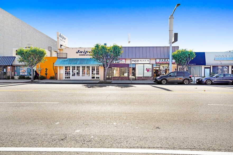 More Photos Of 10918 W Pico Blvd, Los Angeles Storefront For Lease