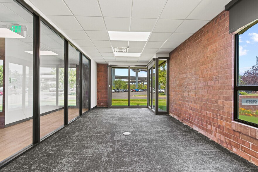 More Photos Of 345 W Bearcat Dr, Salt Lake City Office For Lease